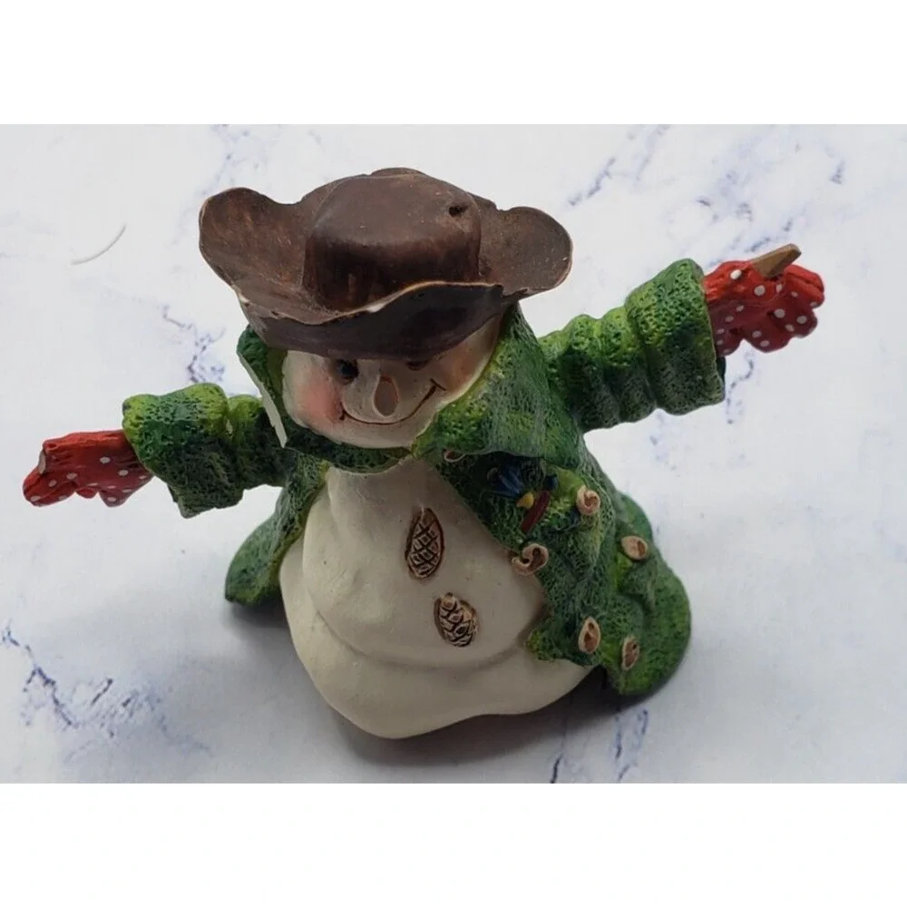 Hallmark Mitford Miss Rose Snowman Scarecrow 3 Inch Resin Figurine - Picture 5 of 9